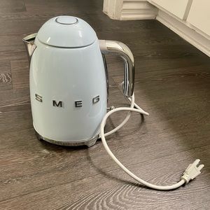 Smeg 1.7 L kettle